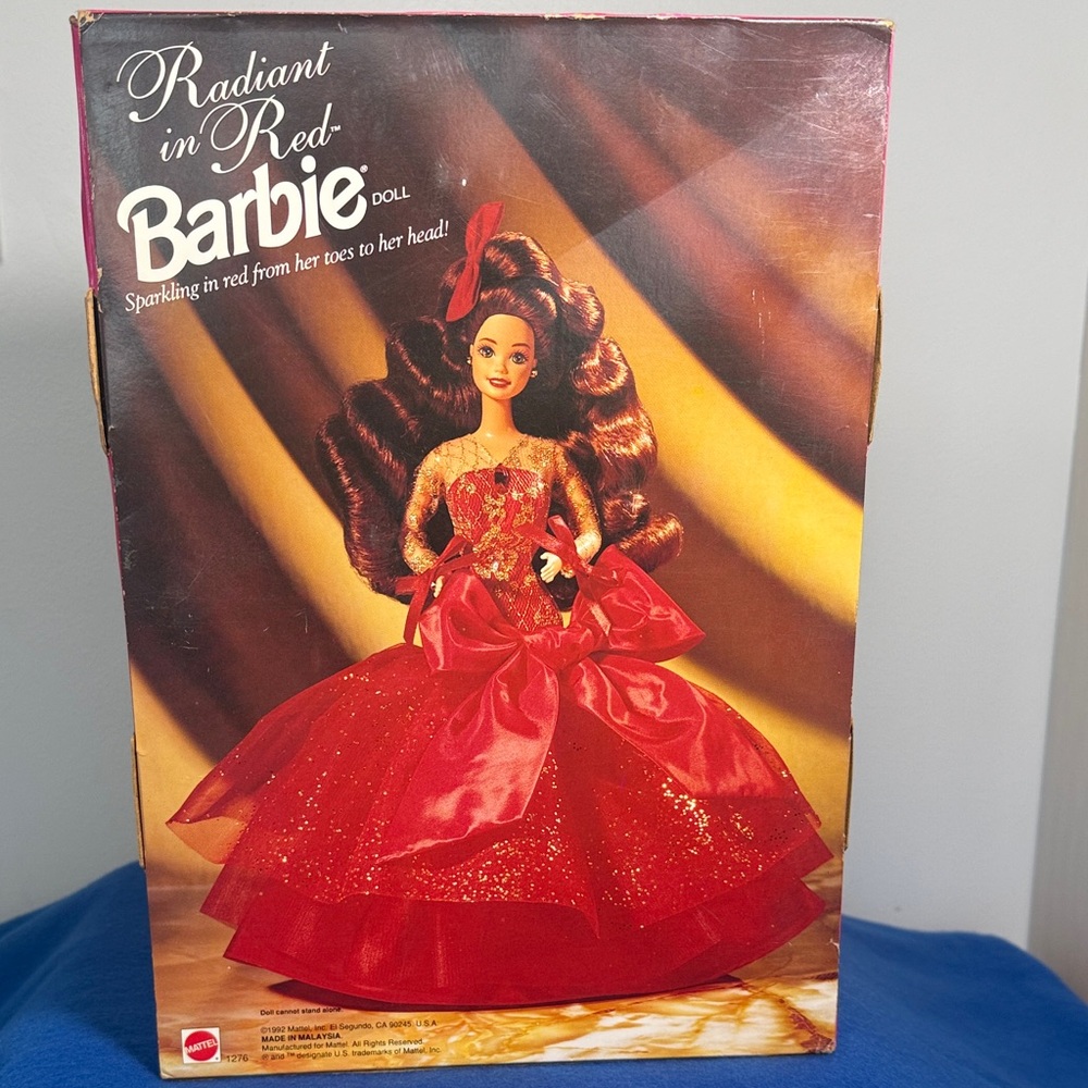 Vintage Barbie Special Edition in Sparkling Red Gown - Picture 2 of 7